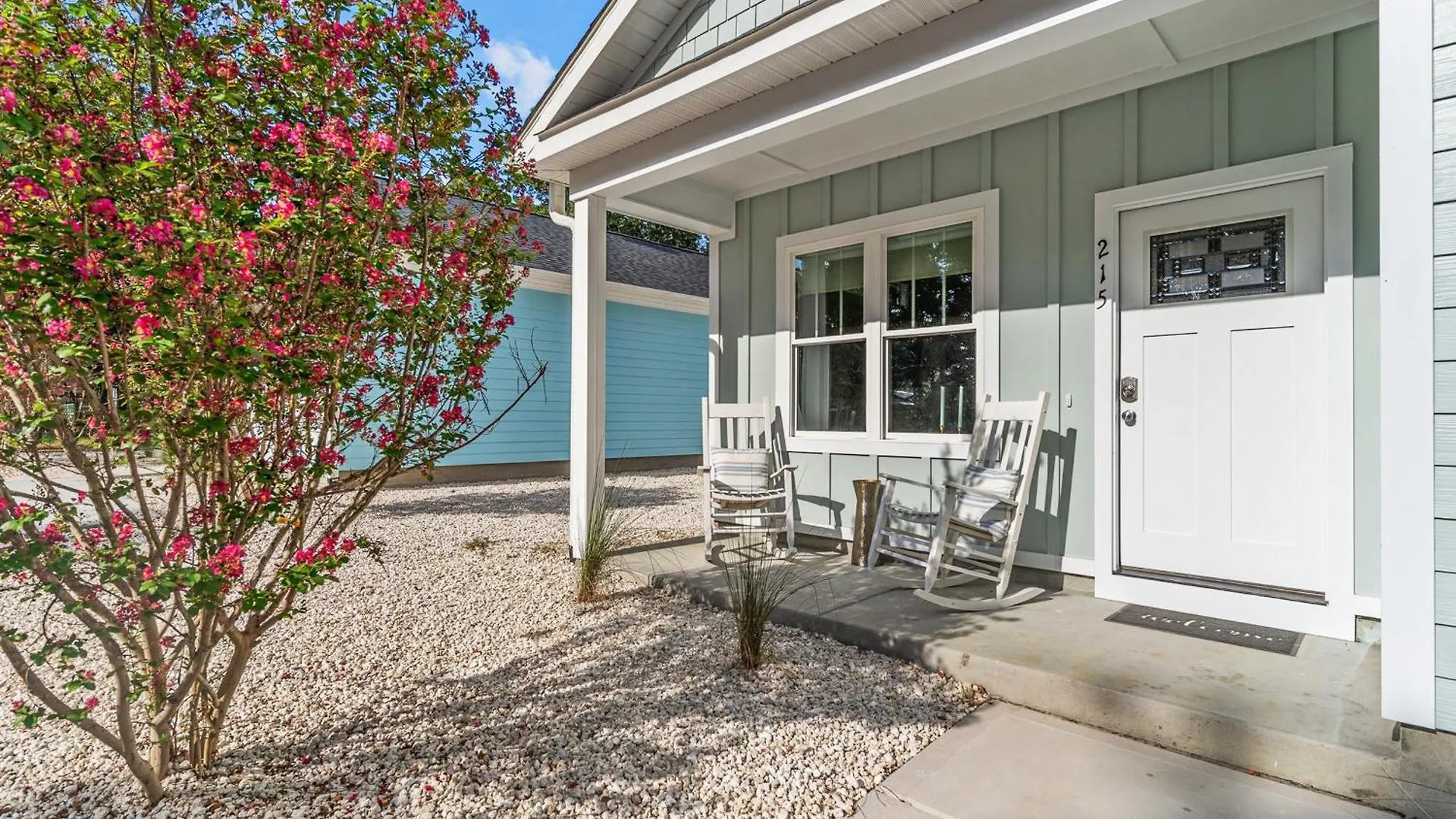Pawsitive Island Escape * Oak Island