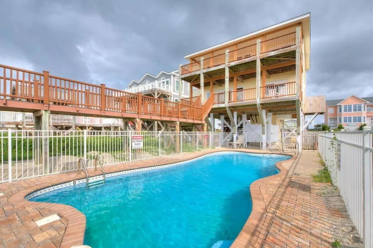 Adventures In Paradise Holiday home Oak Island