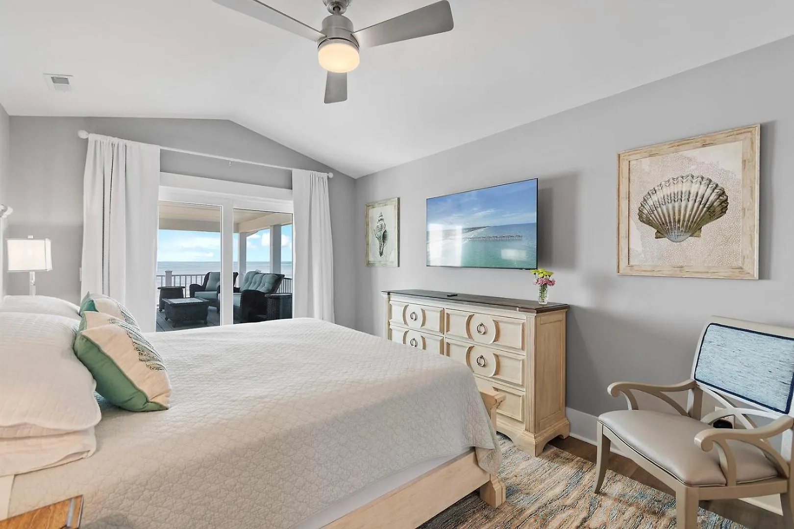 Ocean's Edge Holiday home *