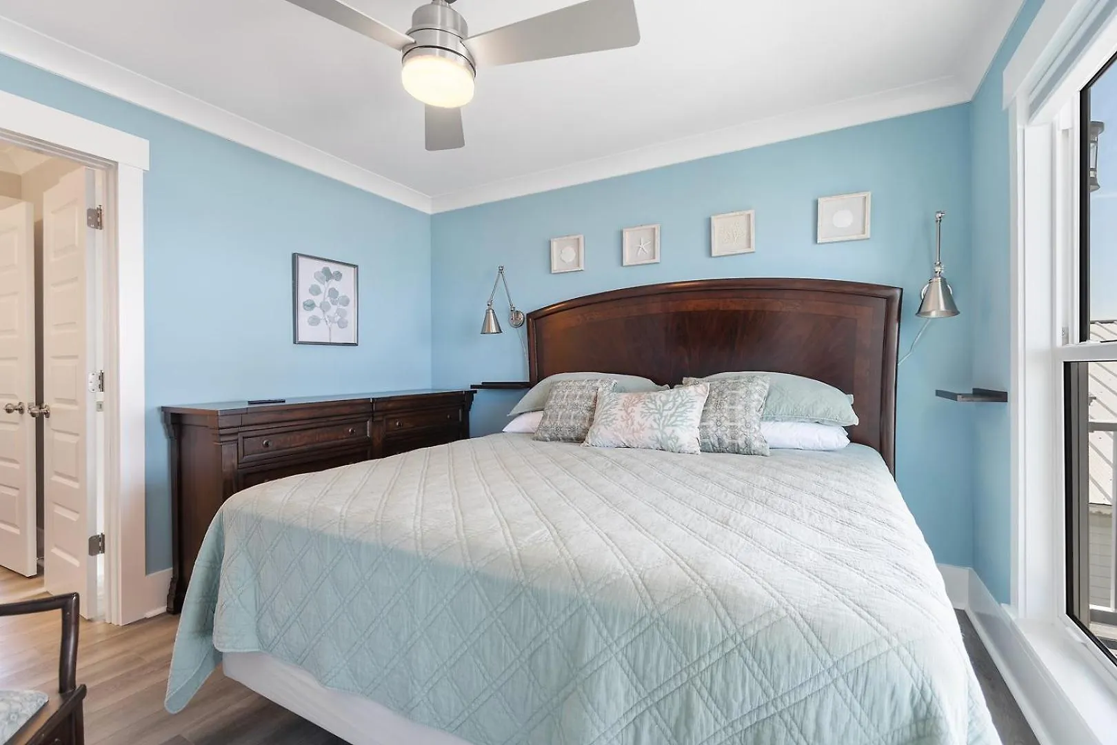 Ocean's Edge Holiday home Oak Island