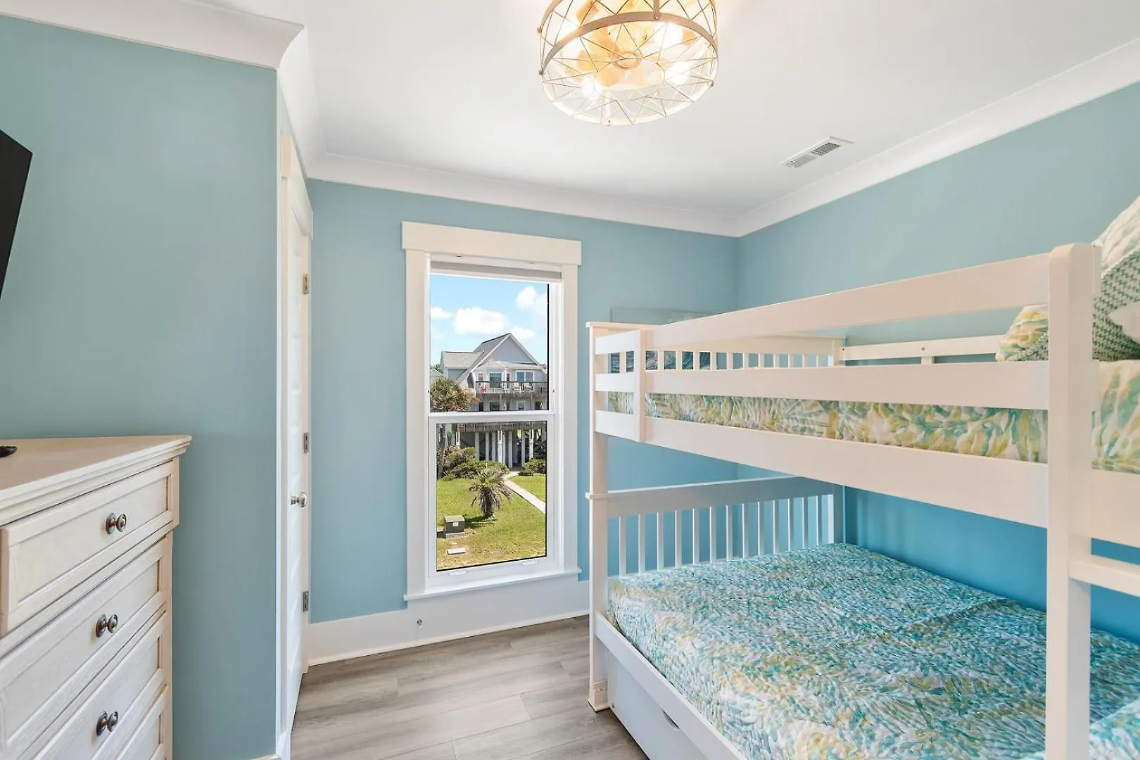 Holiday home Ocean's Edge Oak Island