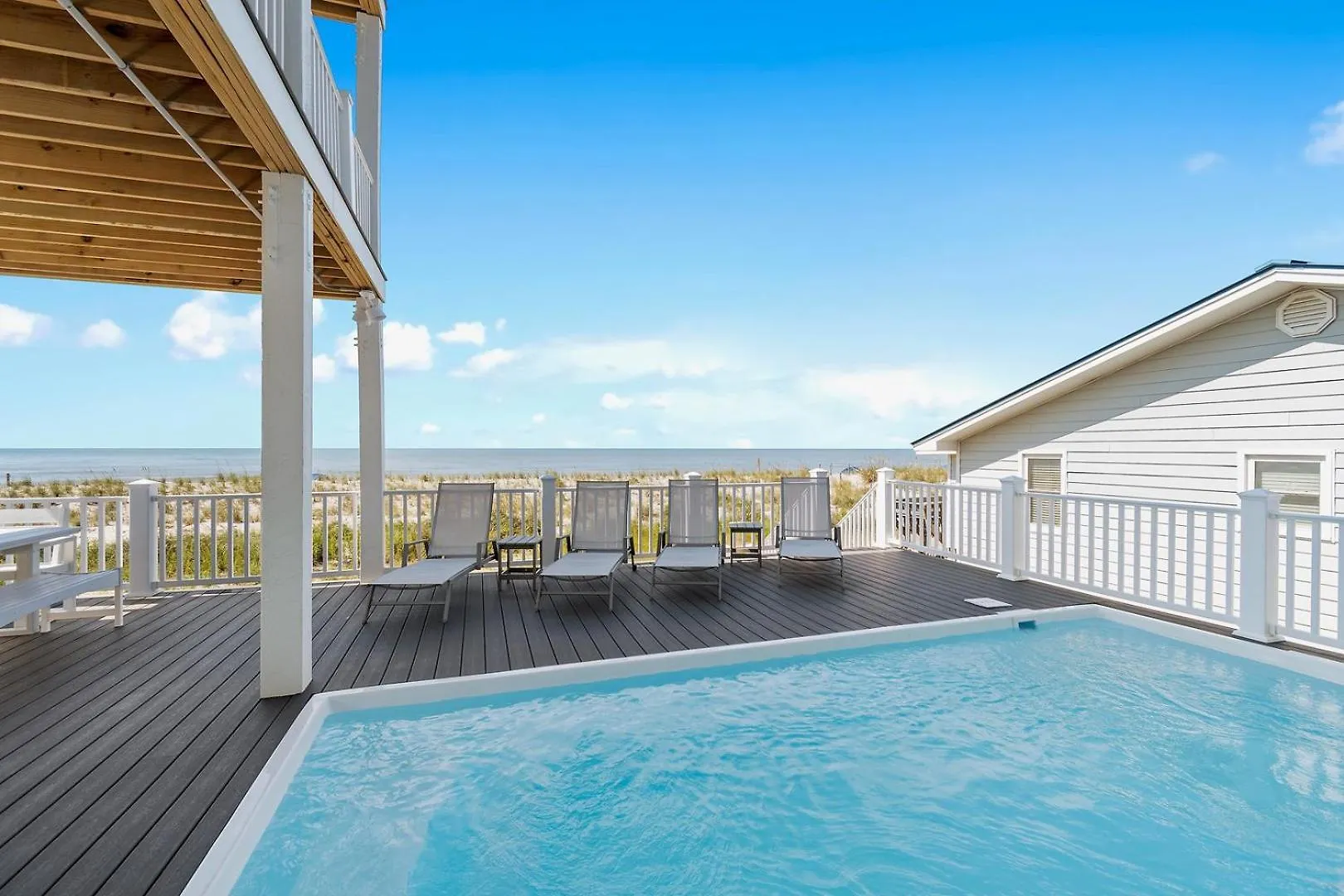 Ocean's Edge Holiday home