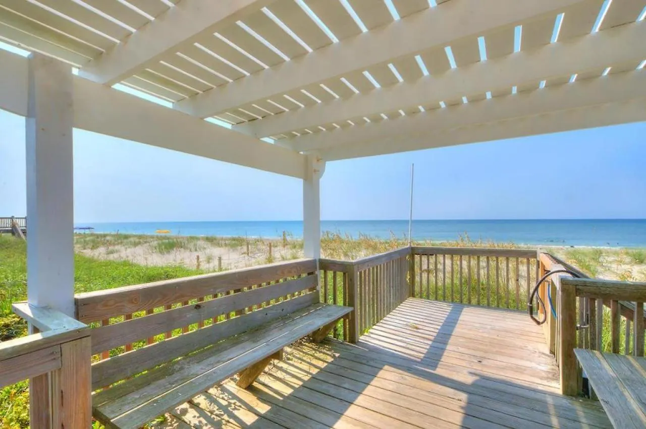 Surfrider I Oak Island