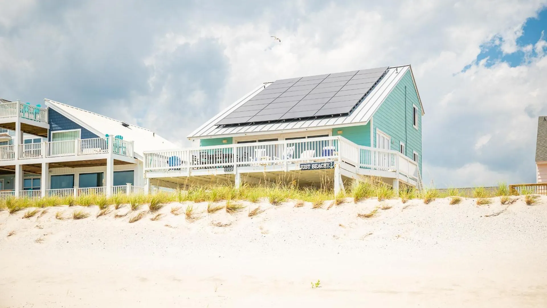 Just Beachy By * Oak Island