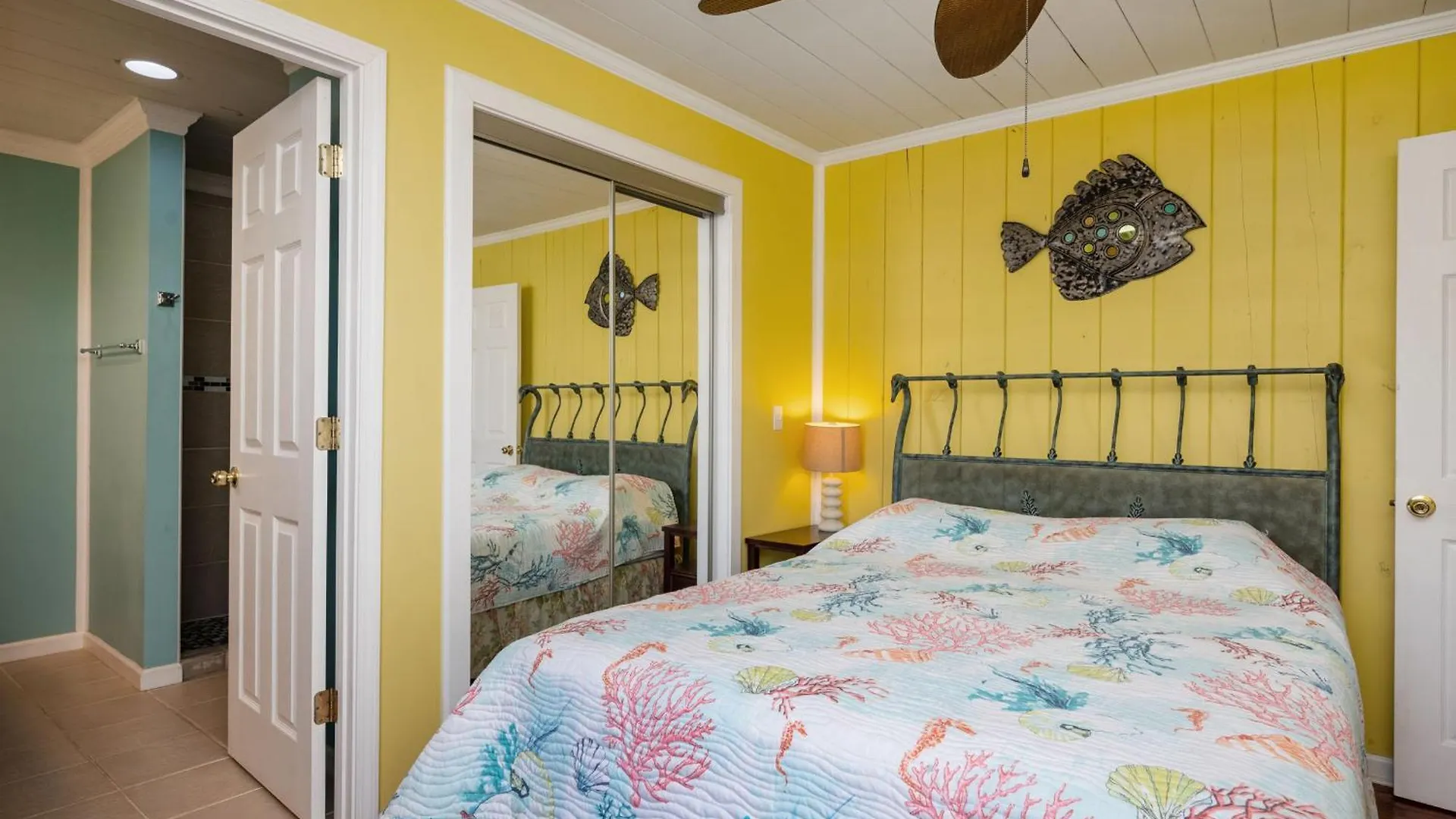 Holiday home Diamond In The Rough By Oak Island