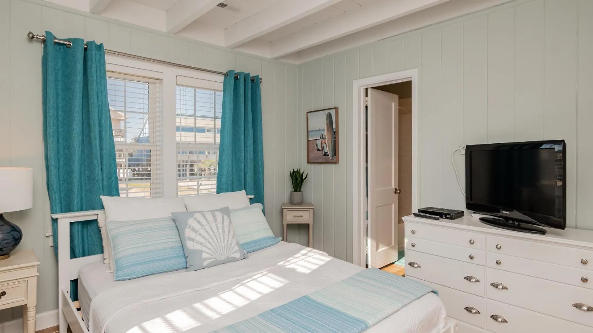 A Little Nauti By Holiday home