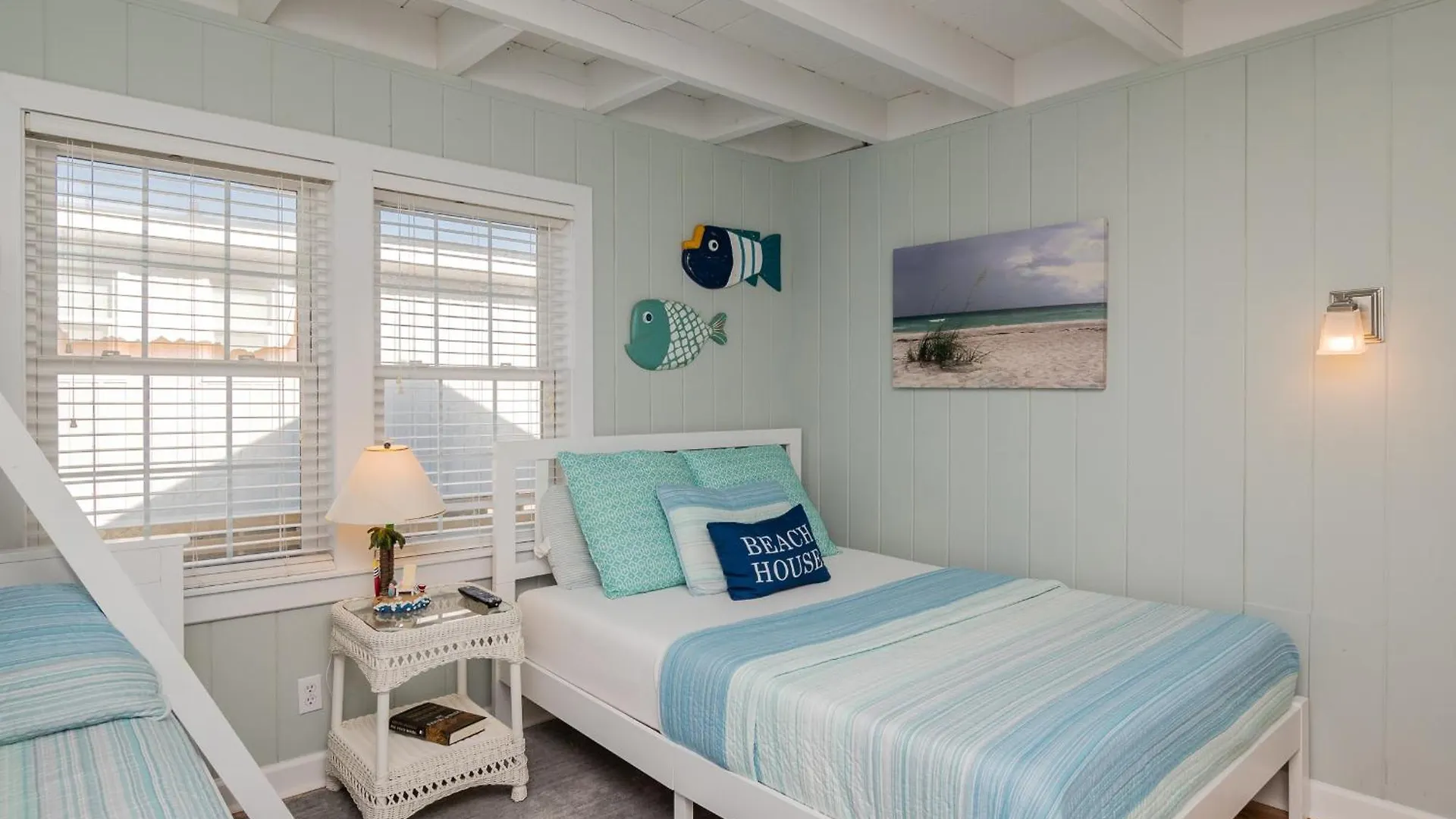 Holiday home A Little Nauti By *