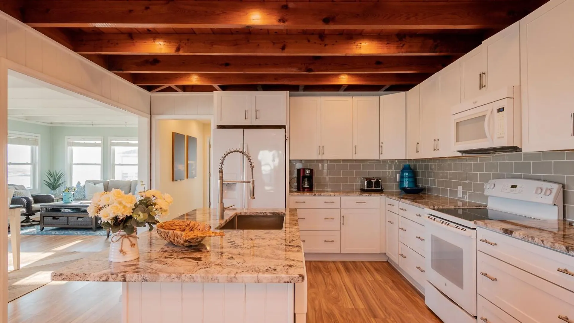 Holiday home A Little Nauti By Oak Island
