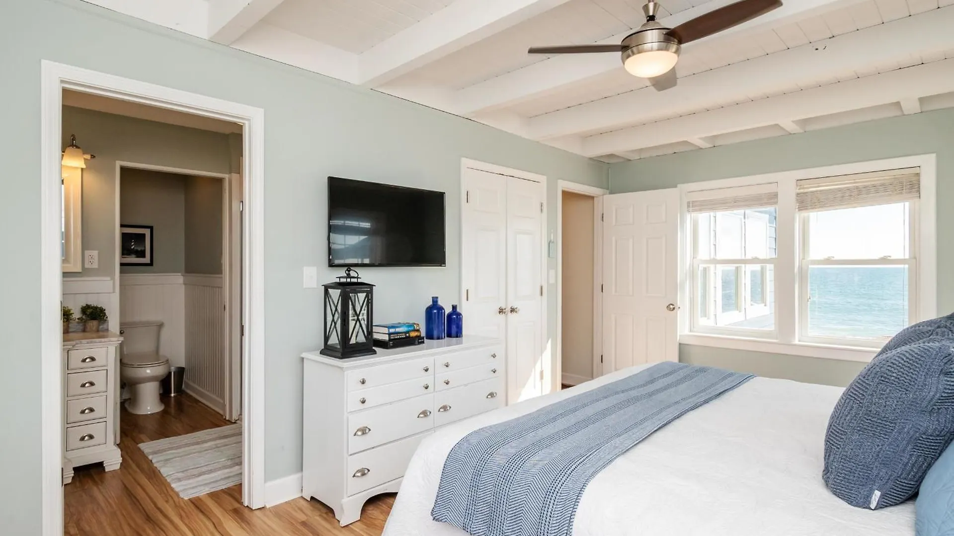 A Little Nauti By Holiday home *