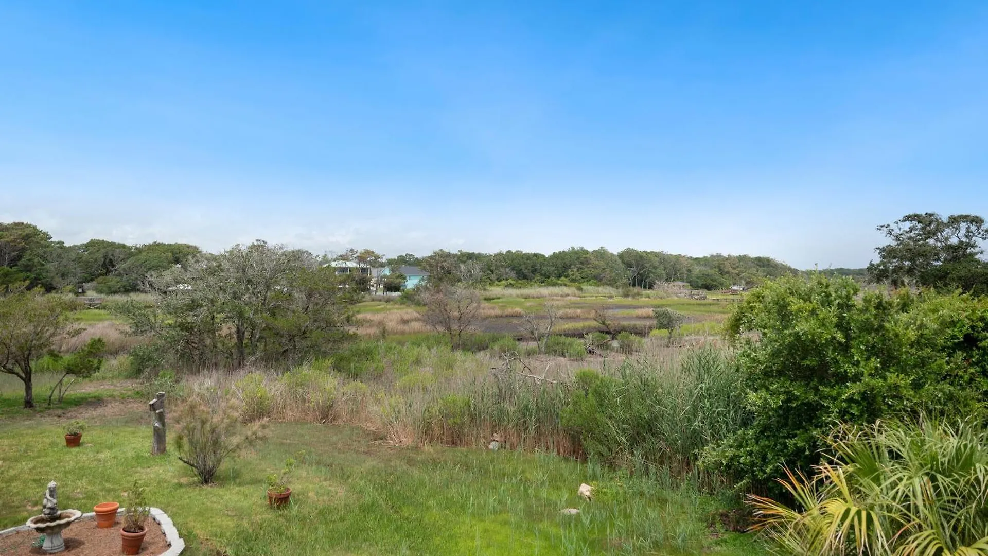 Holiday home The Marsh Oak Island