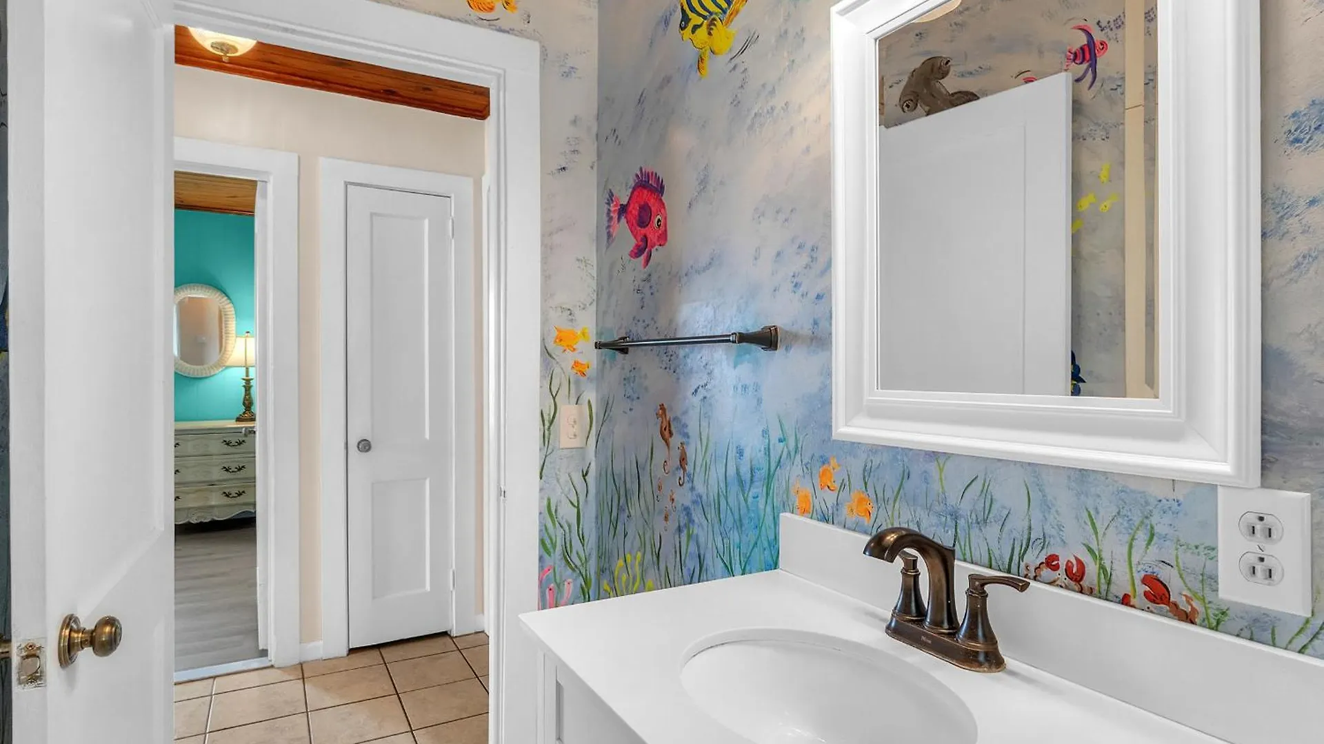 Papas Place By * Oak Island