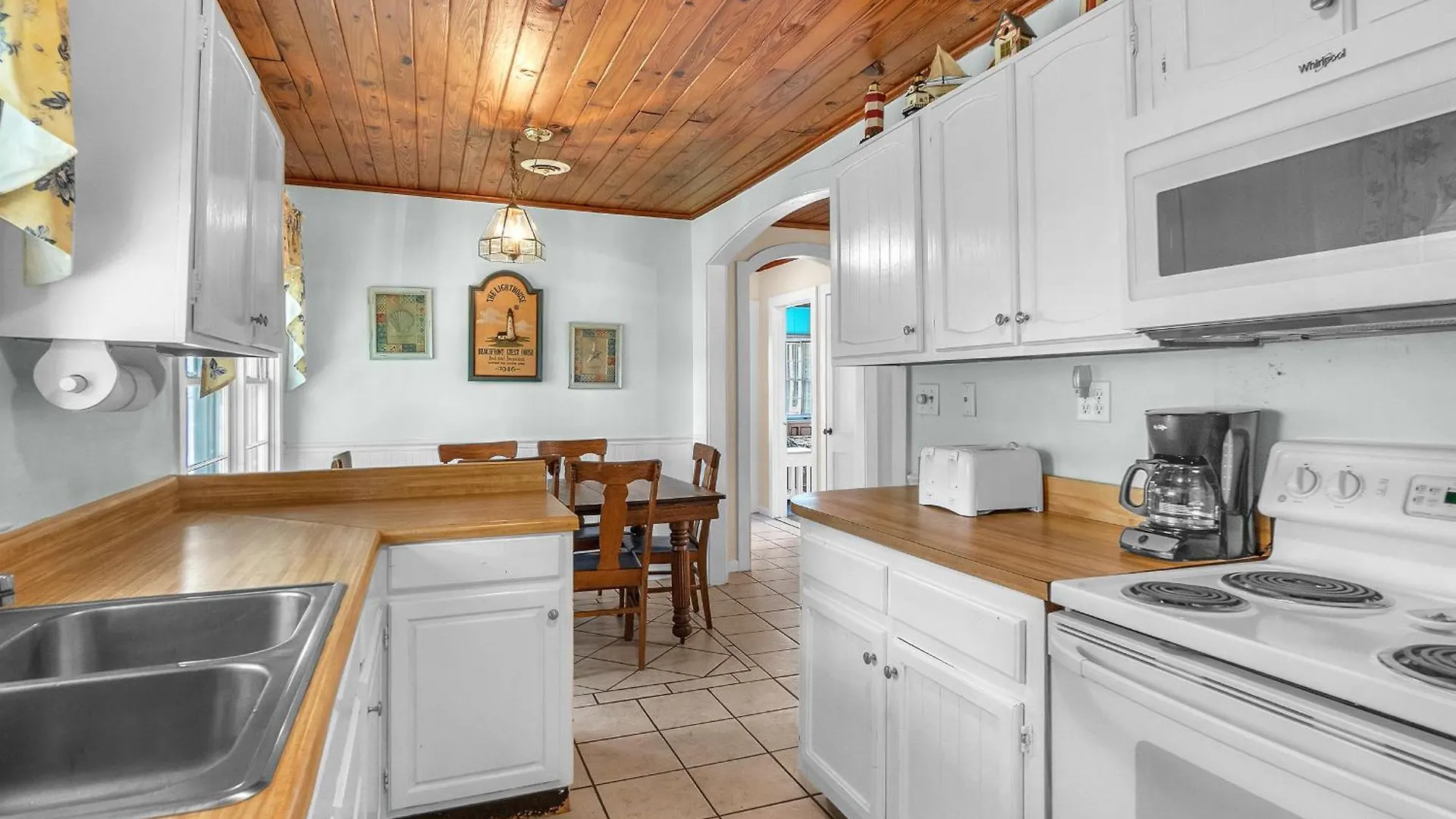 Papas Place By * Oak Island