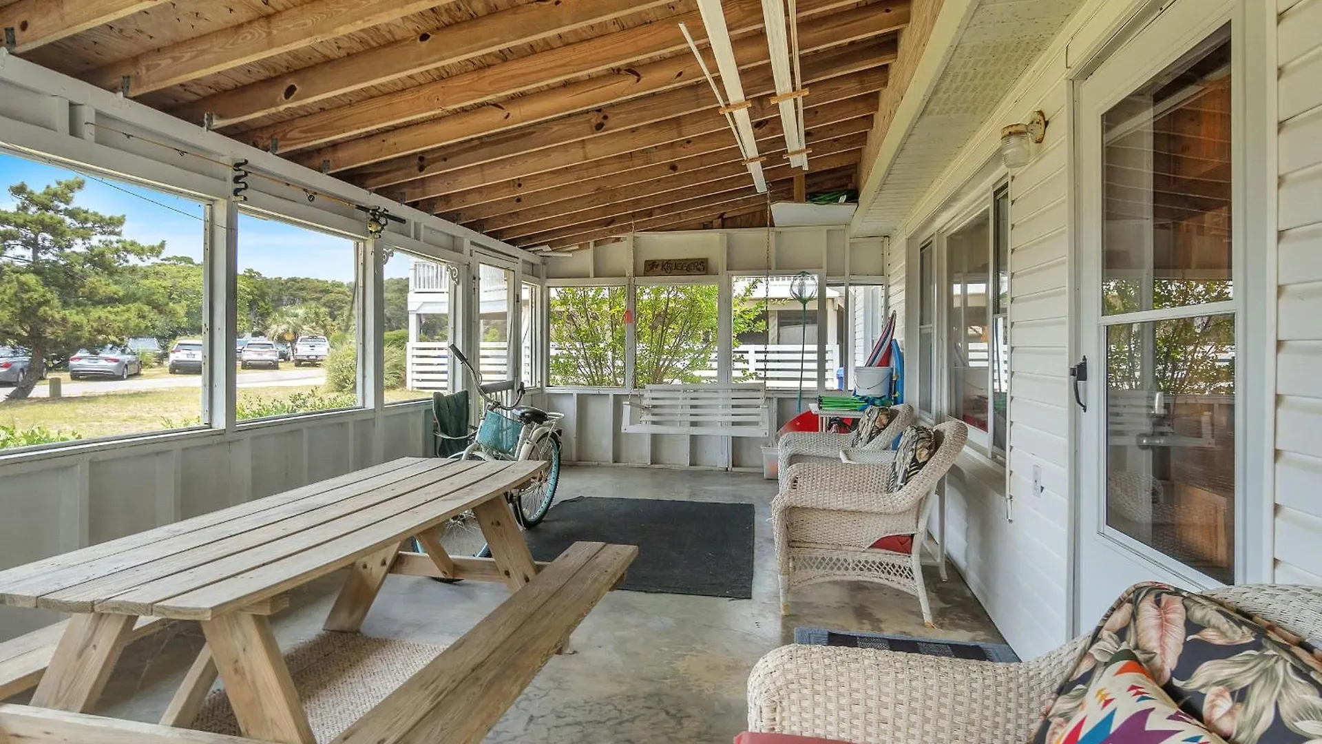 Papas Place By Oak Island