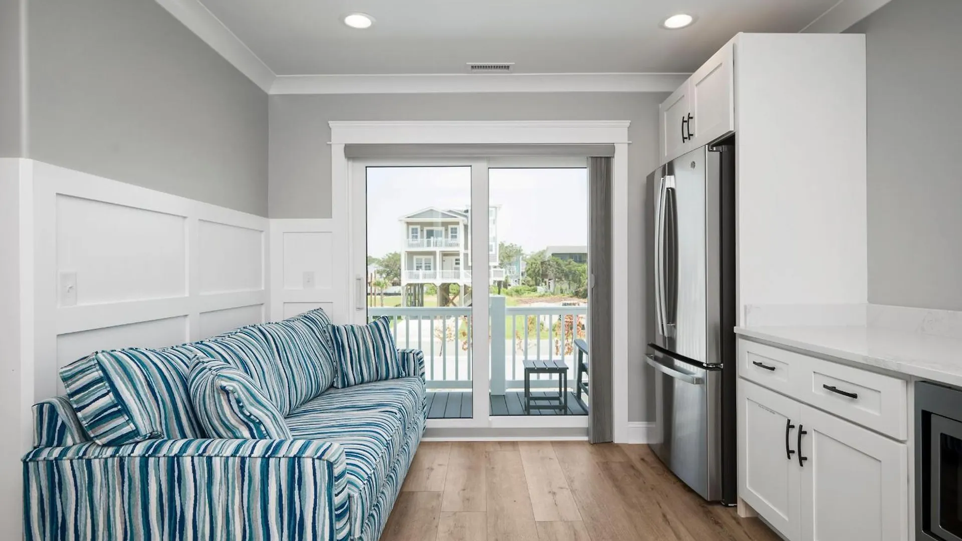 Holiday home Tan And No Plan Oak Island