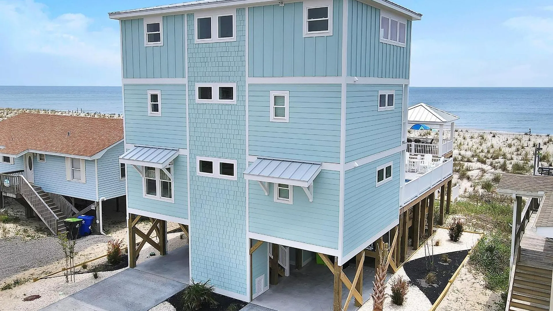 Waves Of Joy * Oak Island