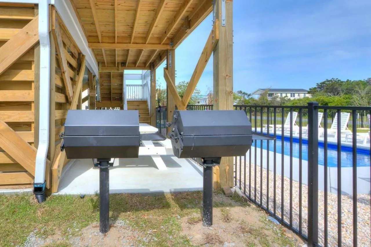 Ocean Peek Holiday home Oak Island