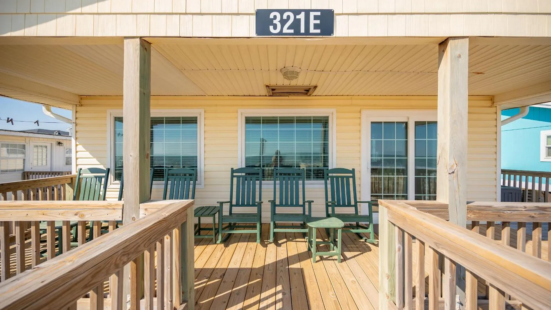 Dip By * Oak Island