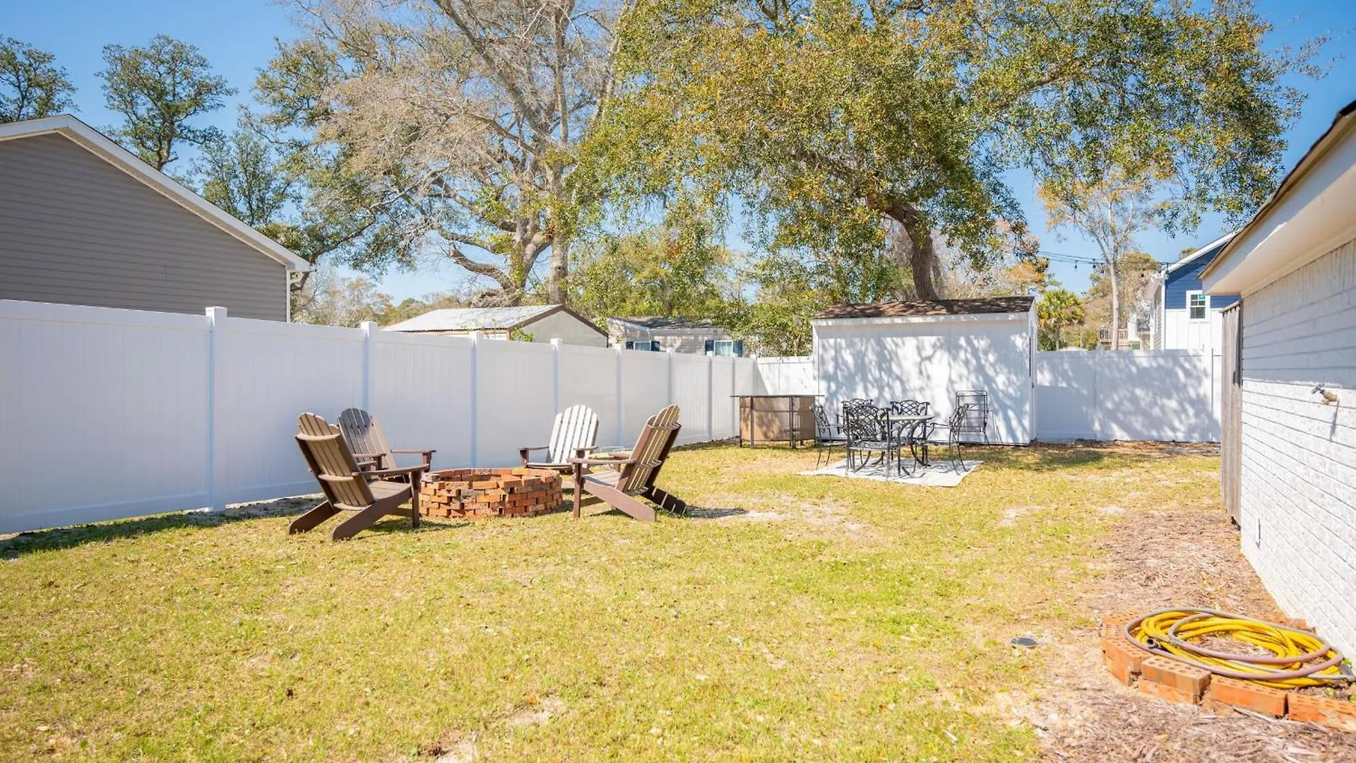 Holiday home 123 By The Sea Oak Island