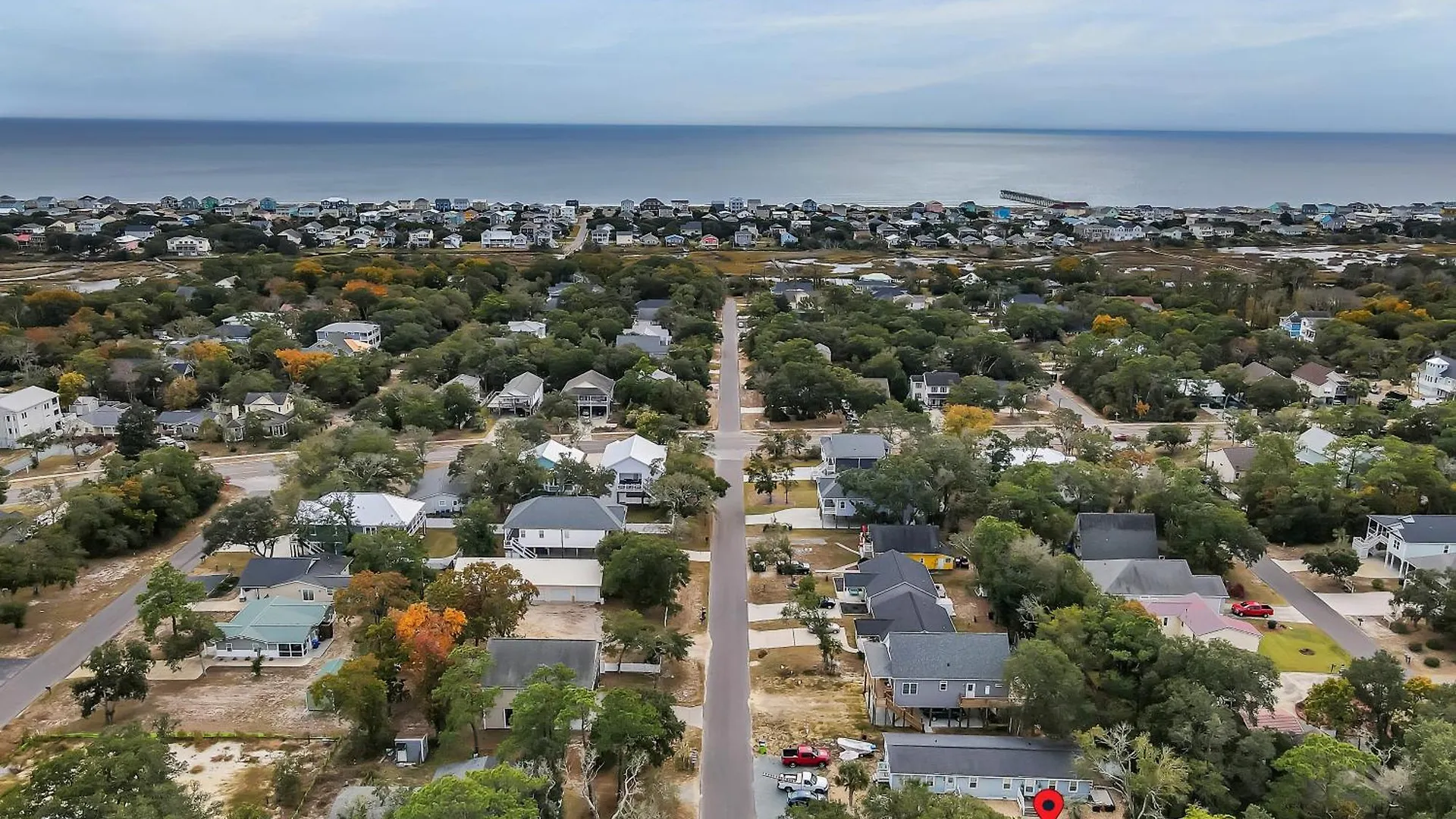 Beachy 3bd One Block From Scenic Walkway *