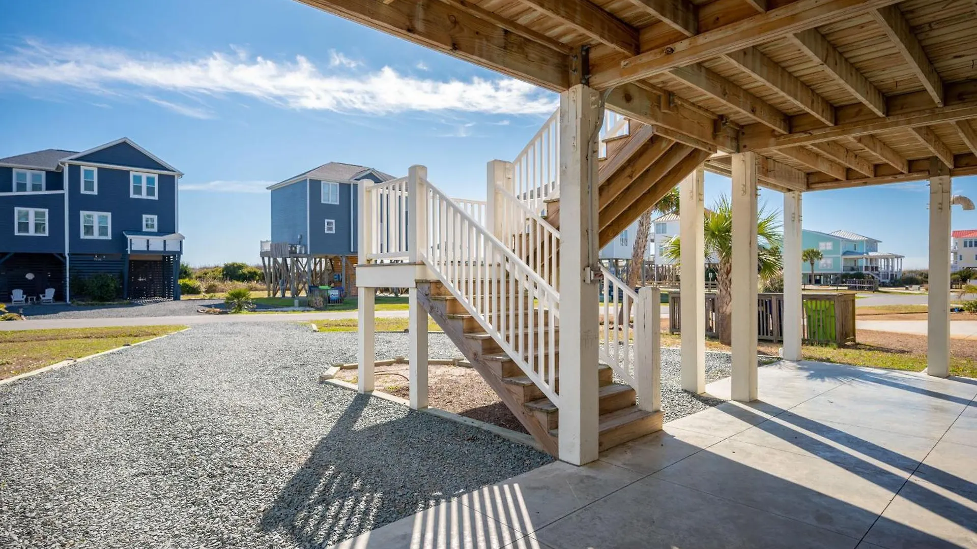 Panama Breeze * Oak Island
