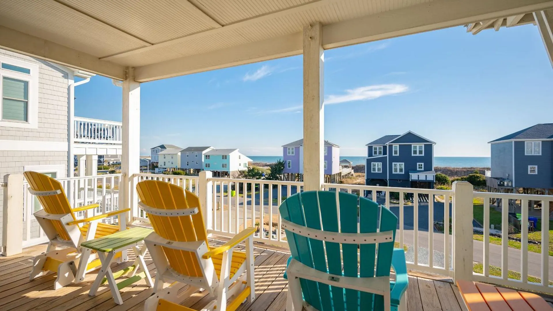 Panama Breeze Oak Island