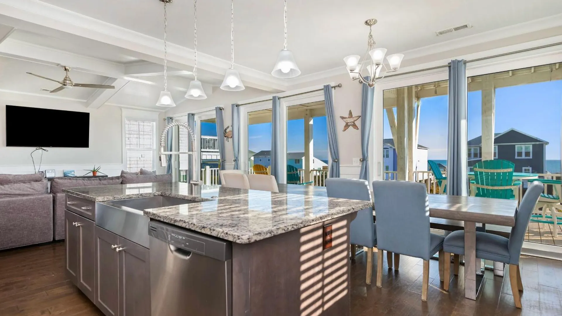Panama Breeze * Oak Island