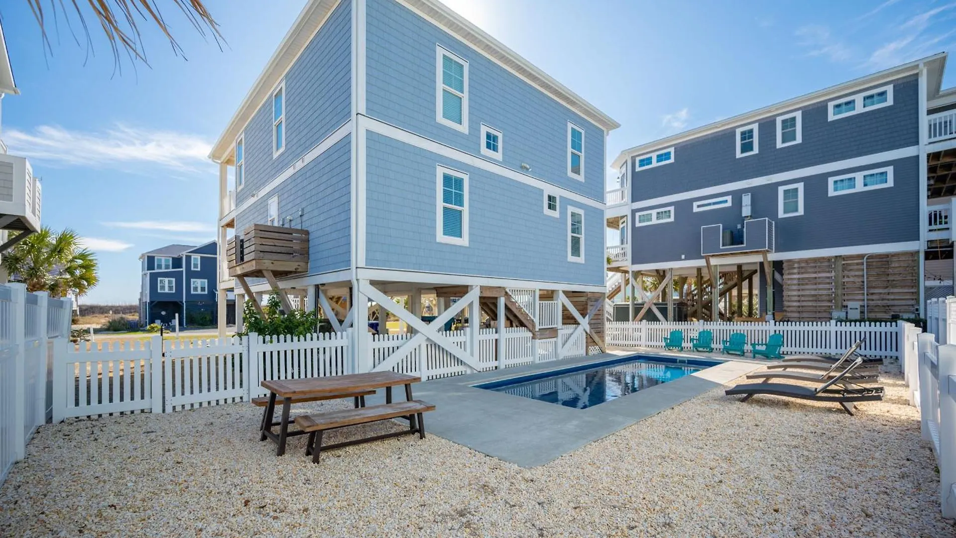 Panama Breeze * Oak Island