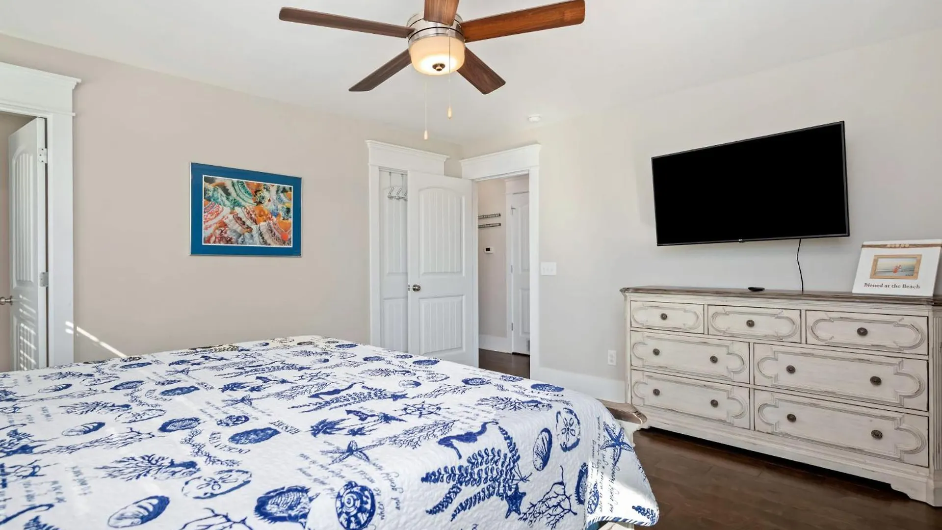 Panama Breeze Oak Island