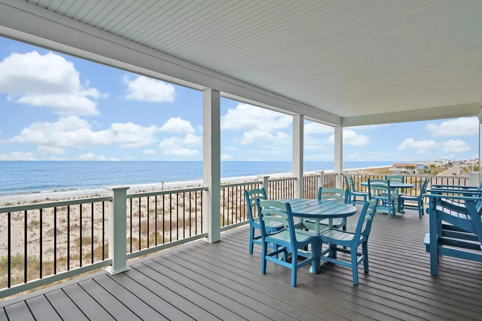 Aquila West Holiday home