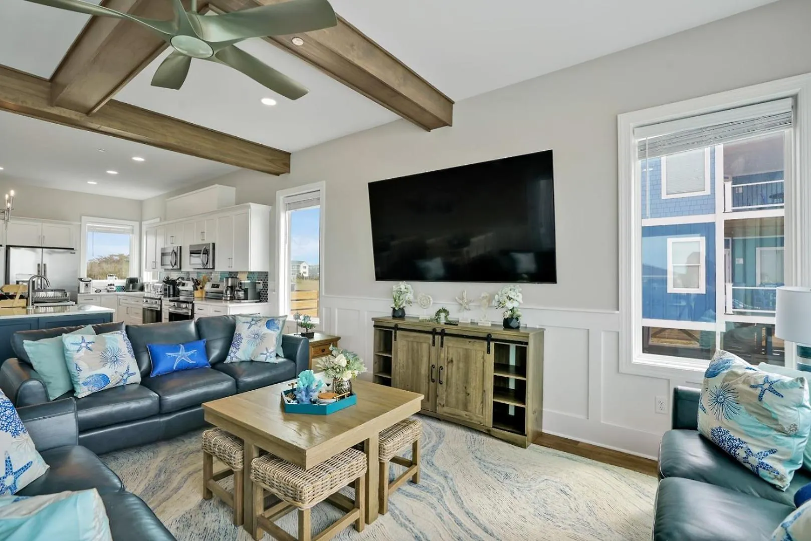 Holiday home Aquila West