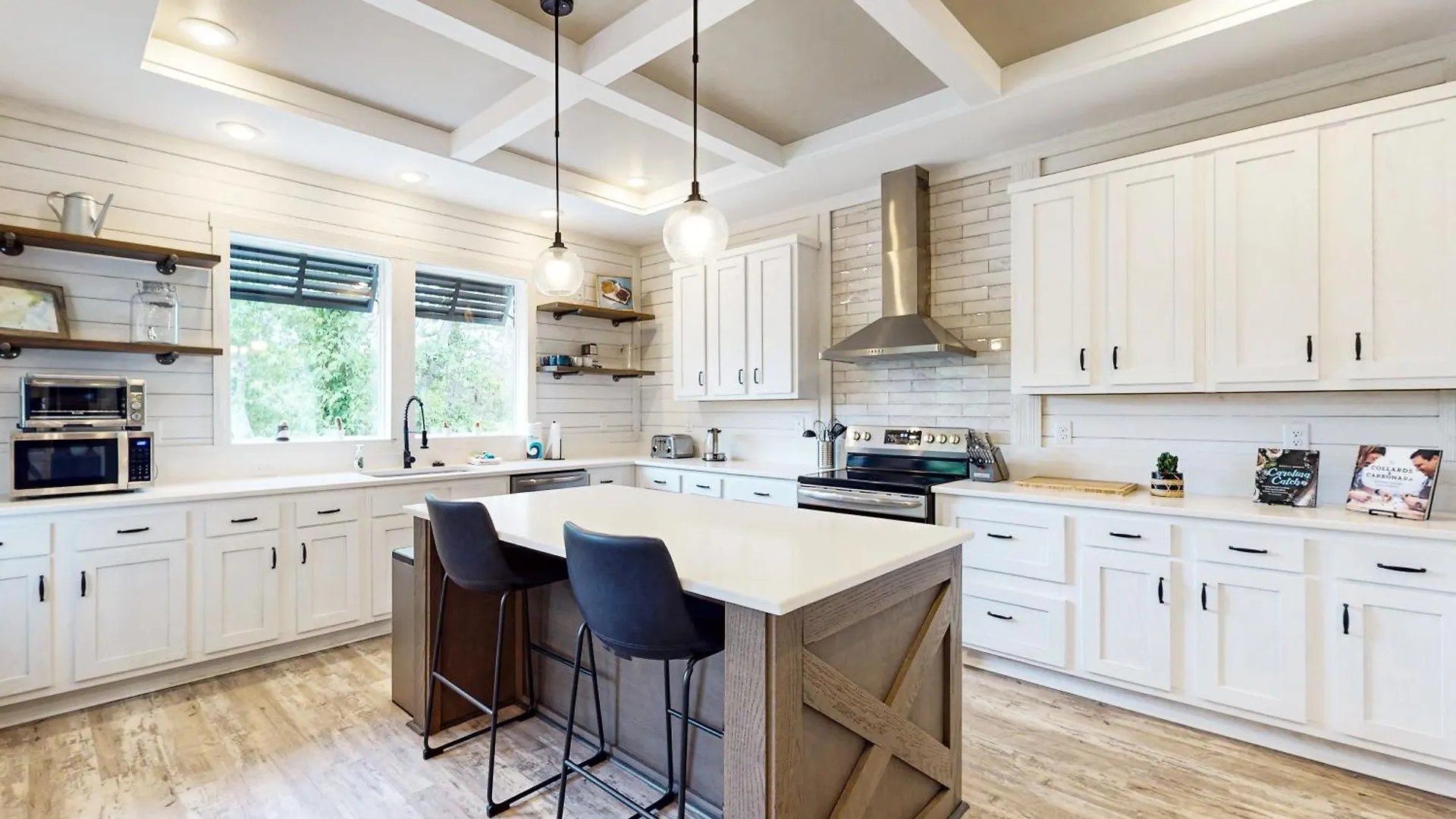 Holiday home The Salty Fox Oak Island