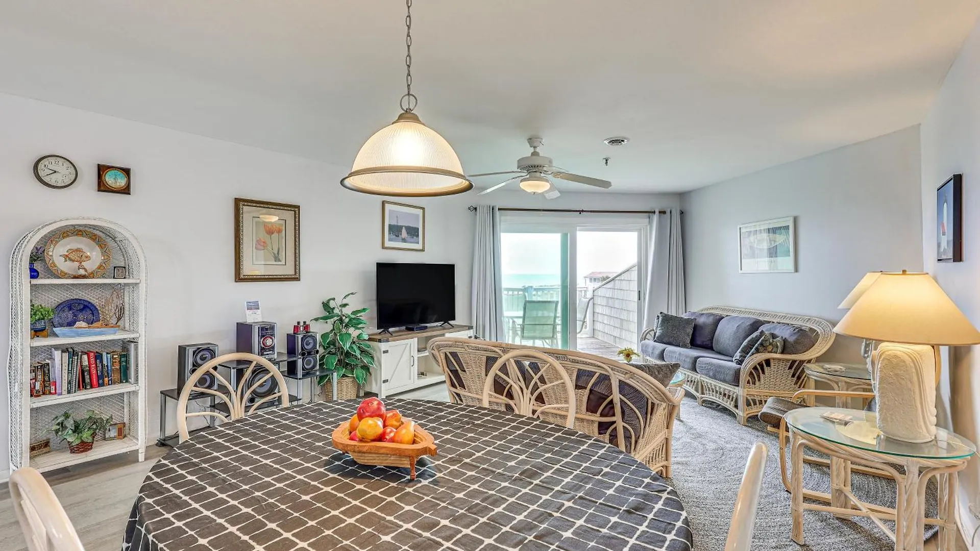 Beachfront With Community Pool Oak Island