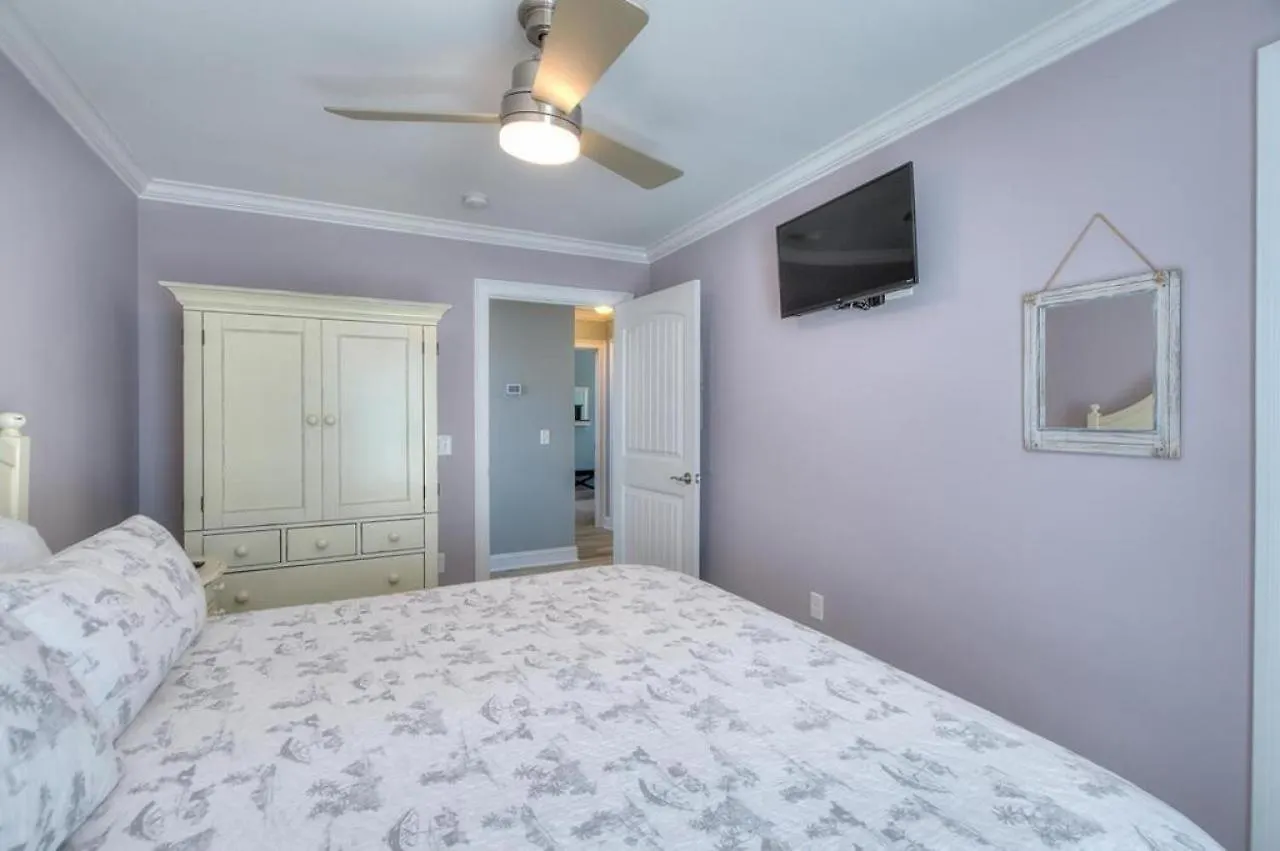 Holiday home Big Tuna Oak Island
