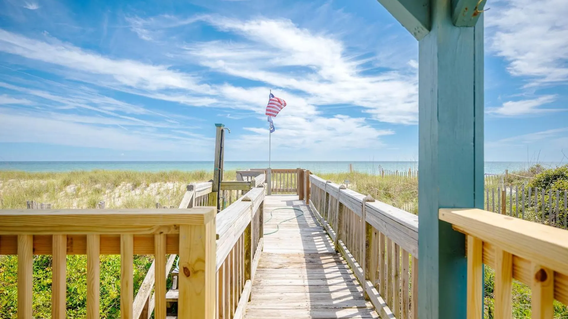 Surfsong By * Oak Island