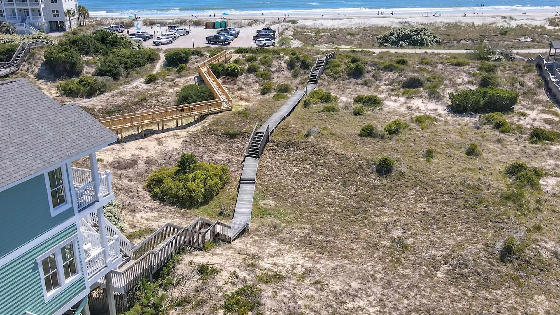 Emerald Breeze By Holiday home Oak Island