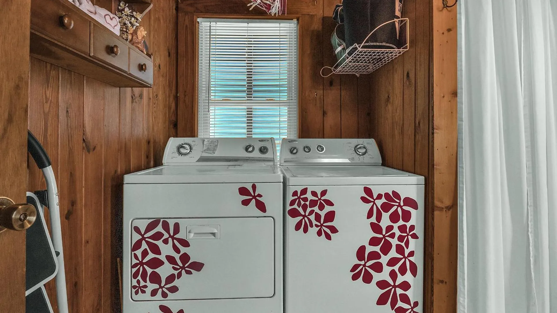 Shack By Oak Island