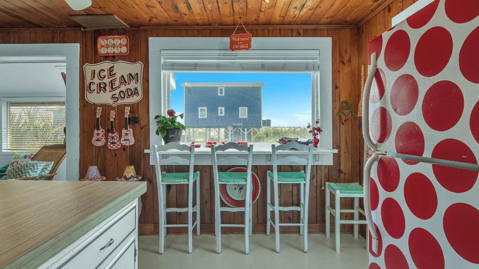 Holiday home Shack By *