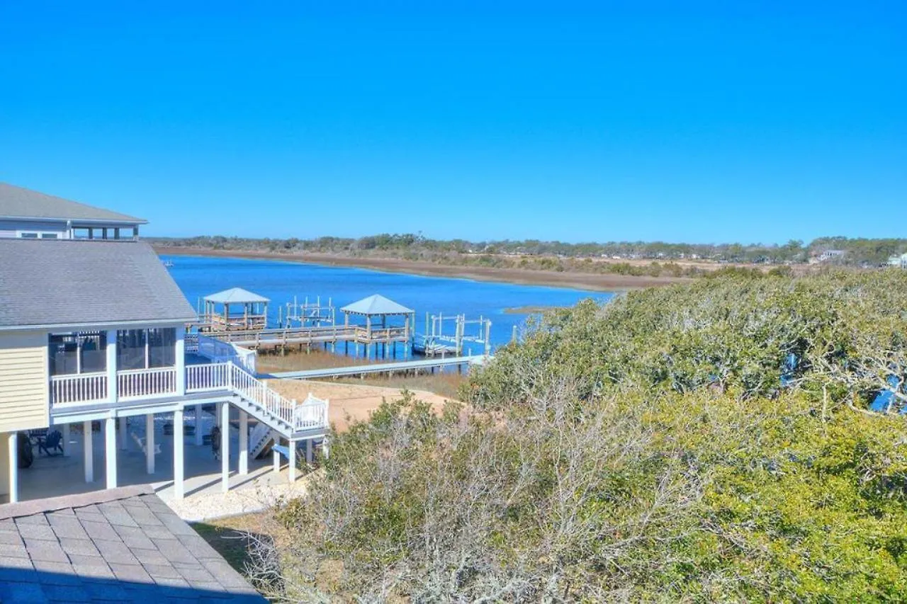 Blue Heaven By The Sea Holiday home *