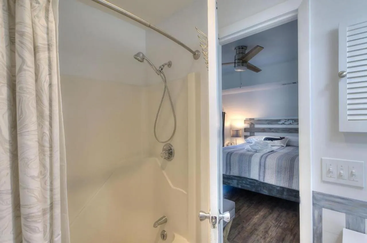 1206-coast Away Holiday home *