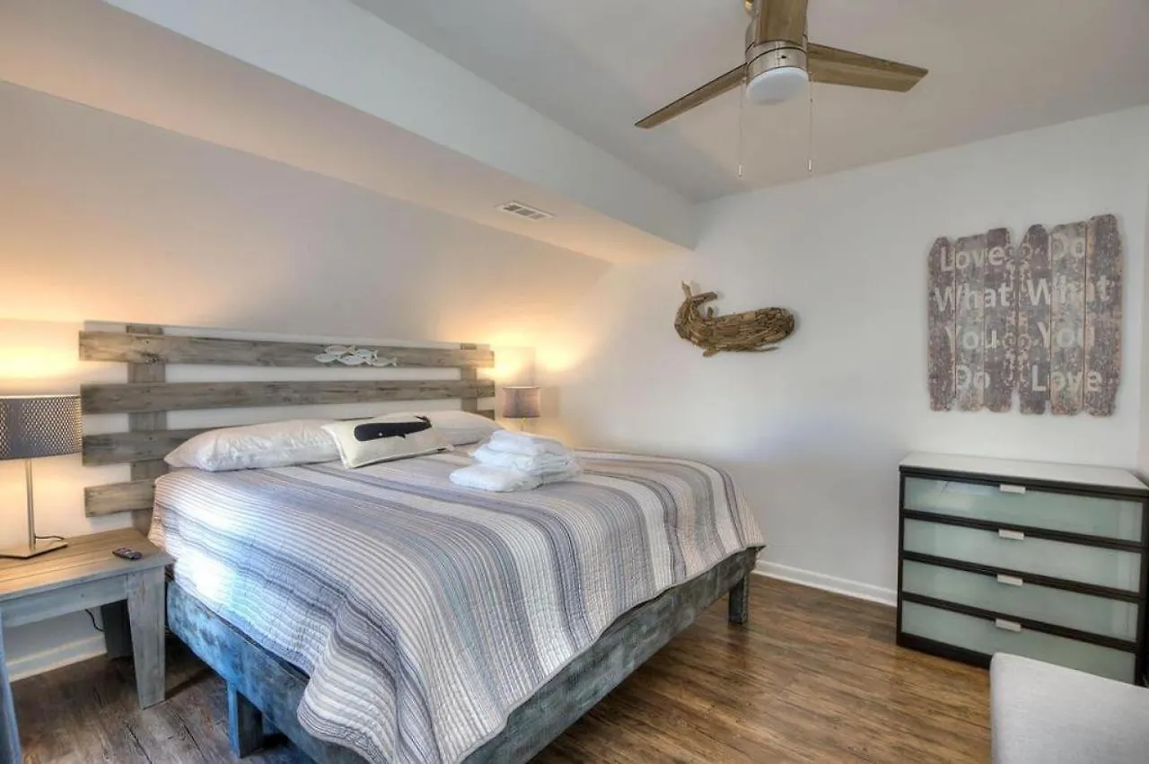 1206-coast Away Holiday home *