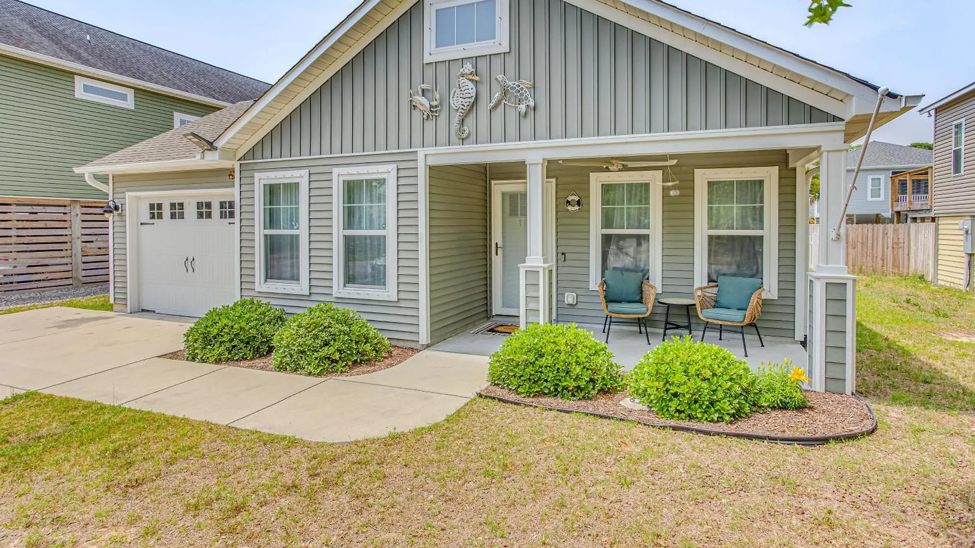 Charming House With Fire Pit And Yard Holiday home Oak Island