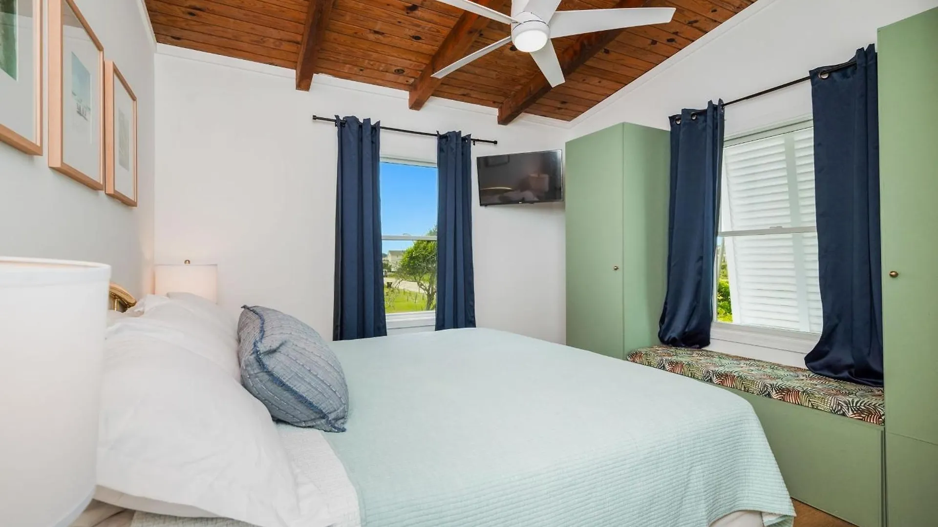 A Shore Place By Oak Island