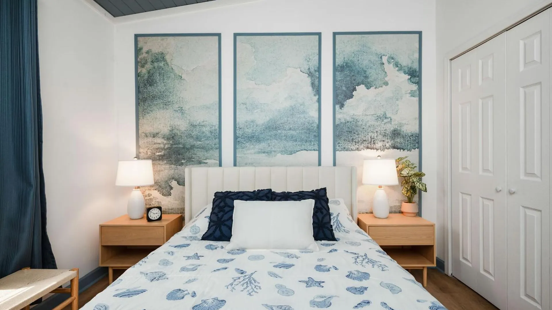 A Shore Place By Holiday home