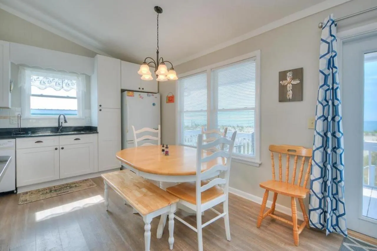 Holiday home Breakwaters Oak Island