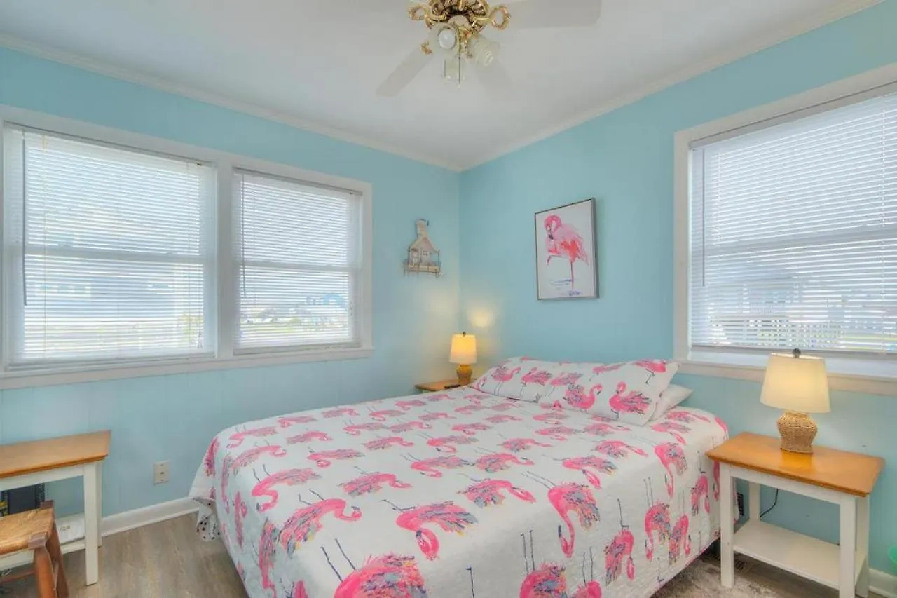 Holiday home Breakwaters Oak Island