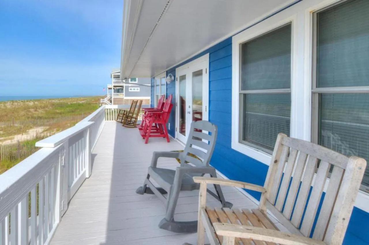 Holiday home Breakwaters *