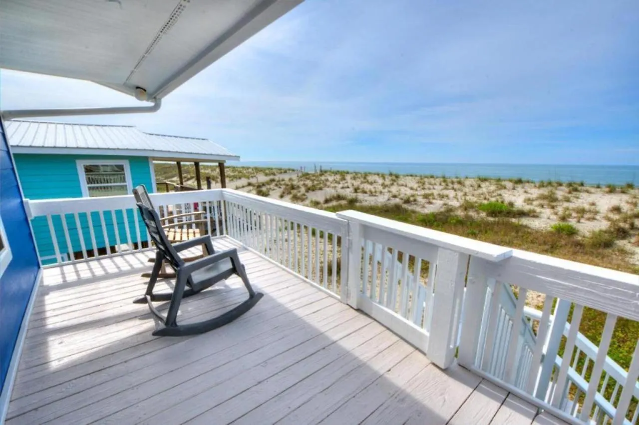 Holiday home Breakwaters