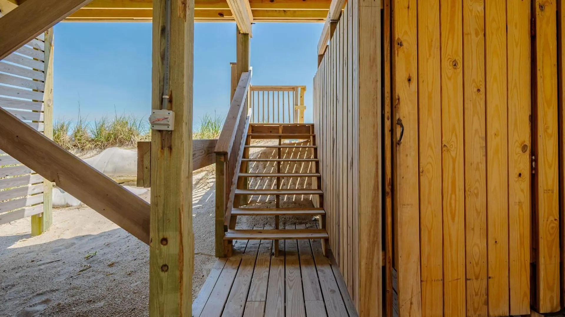 Casa Bianca By * Oak Island