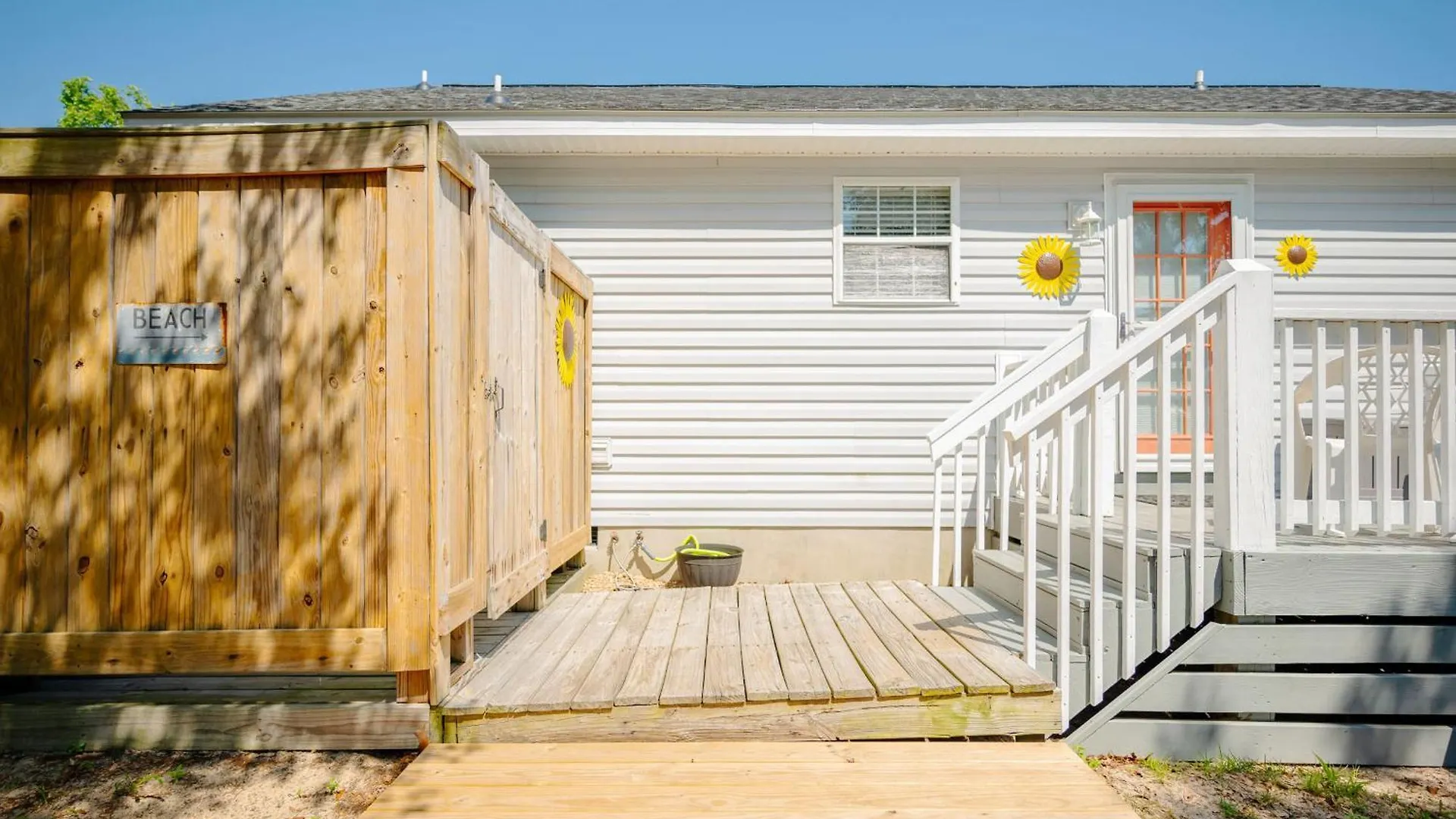 9th Street Sandy Feet By Holiday home Oak Island