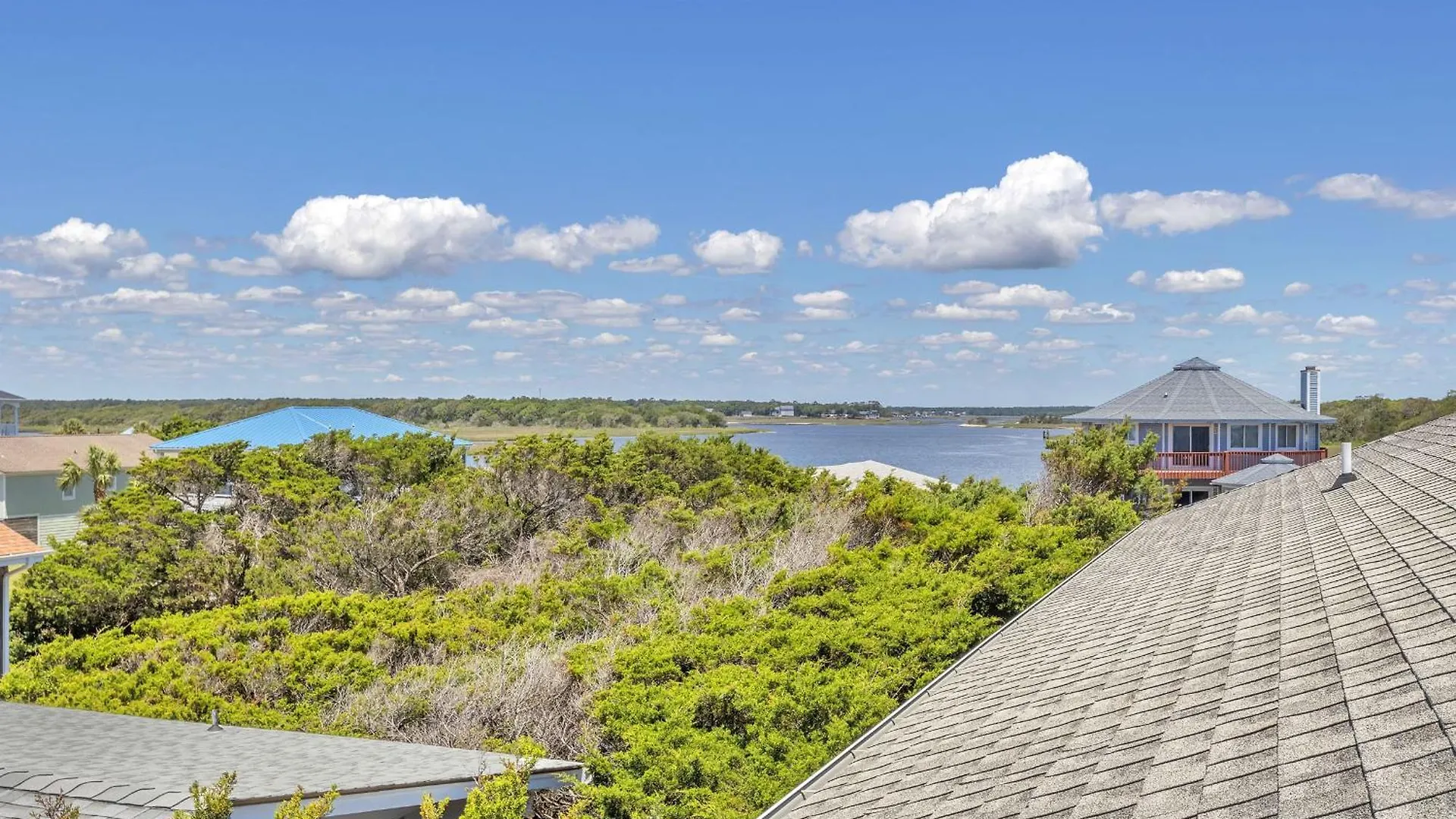The Surf Shack By Holiday home